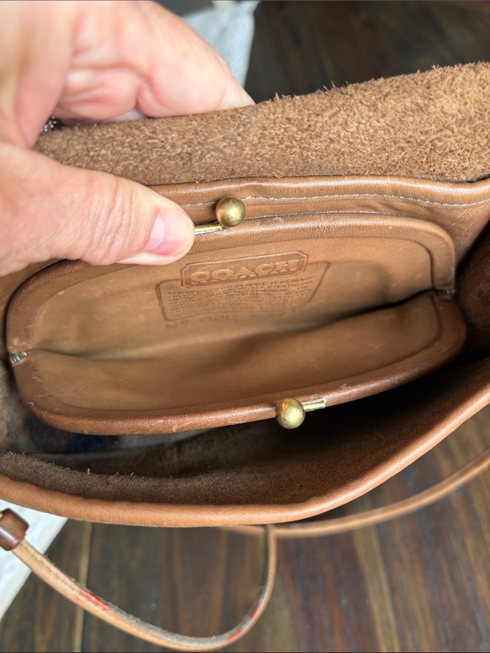 Vintage 1980’s Coach Pocket Purse British Tan Leather W/Original Hangtag! - Picture 7 of 10
